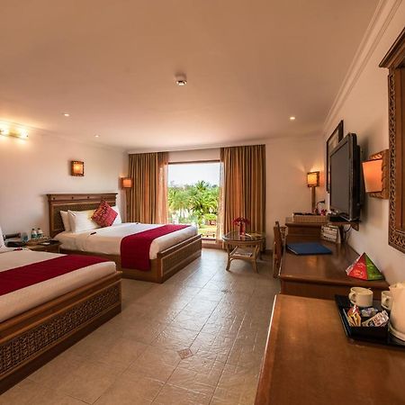 Chariot Beach Resort Mahabalipuram Bagian luar foto