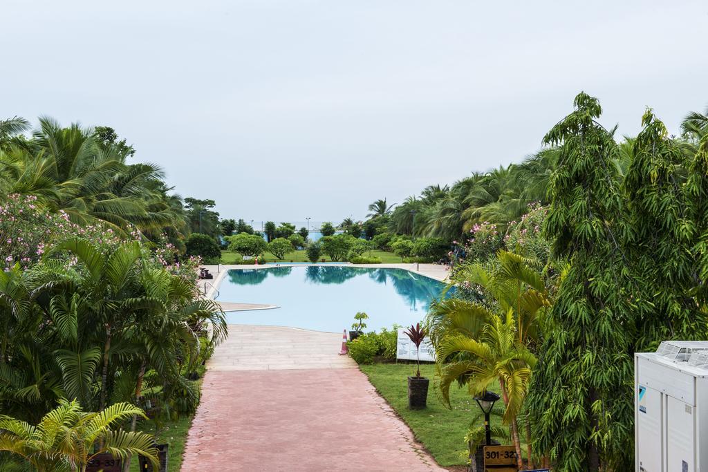 Chariot Beach Resort Mahabalipuram Bagian luar foto