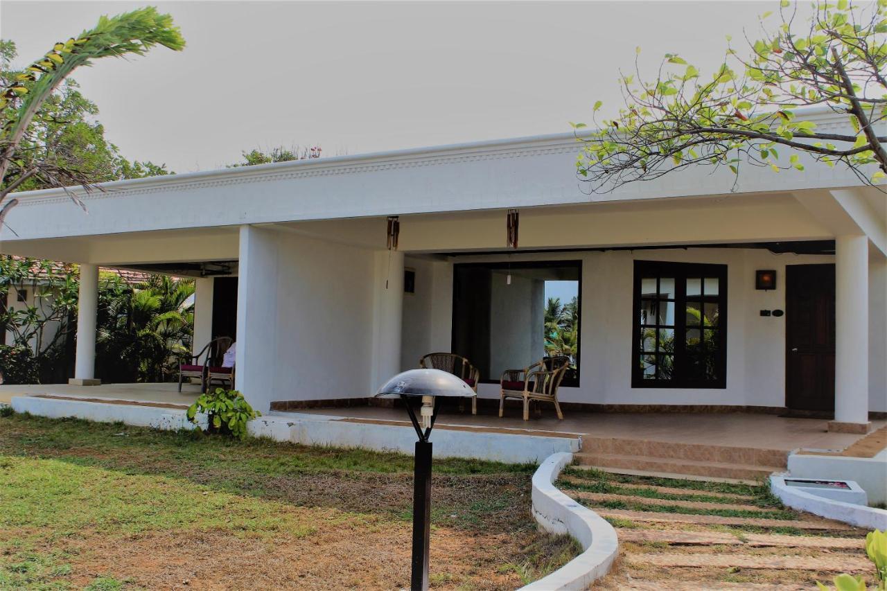 Chariot Beach Resort Mahabalipuram Bagian luar foto