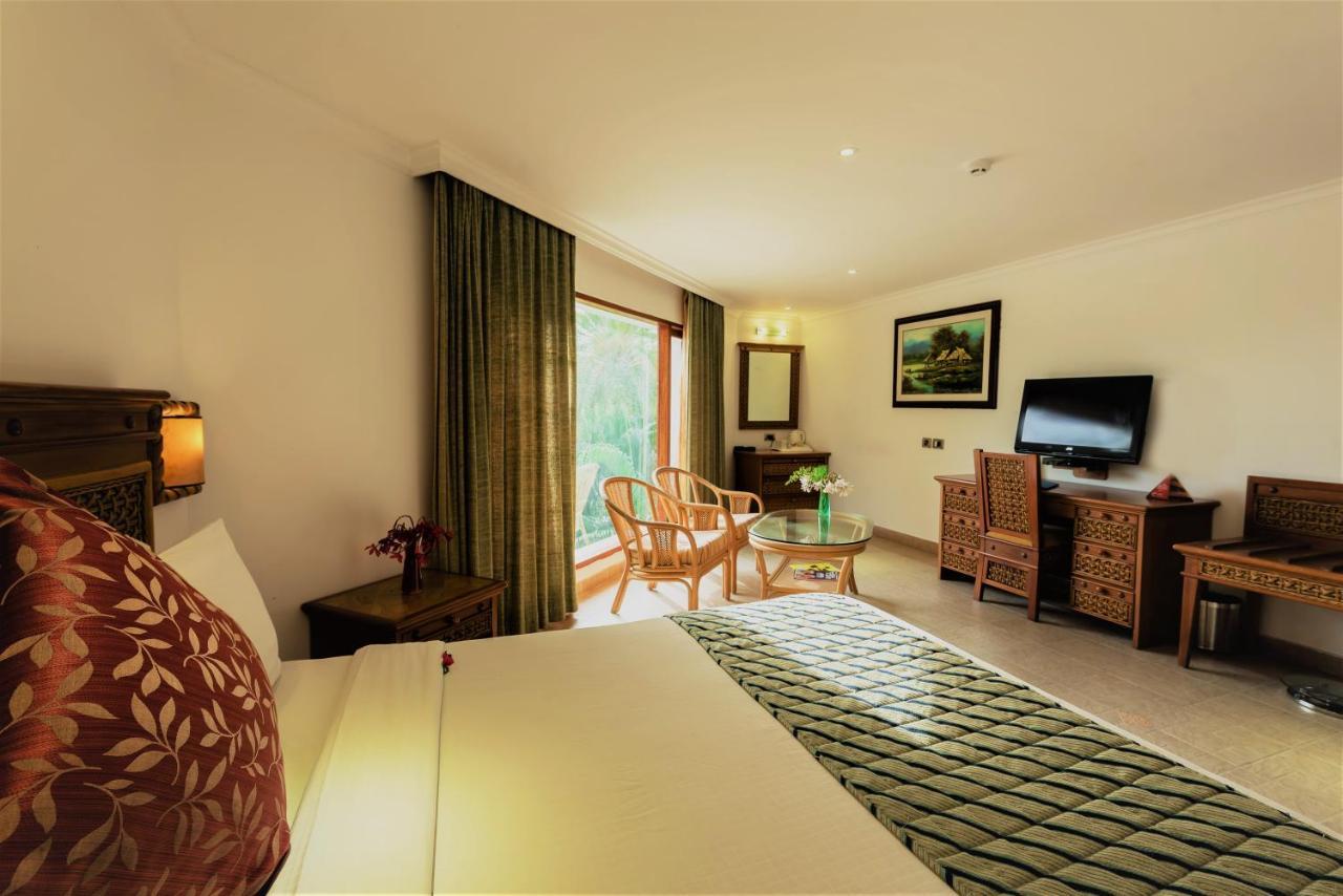 Chariot Beach Resort Mahabalipuram Bagian luar foto
