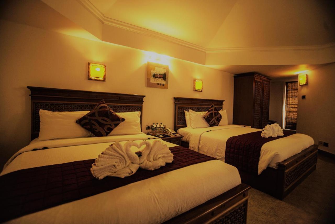 Chariot Beach Resort Mahabalipuram Bagian luar foto
