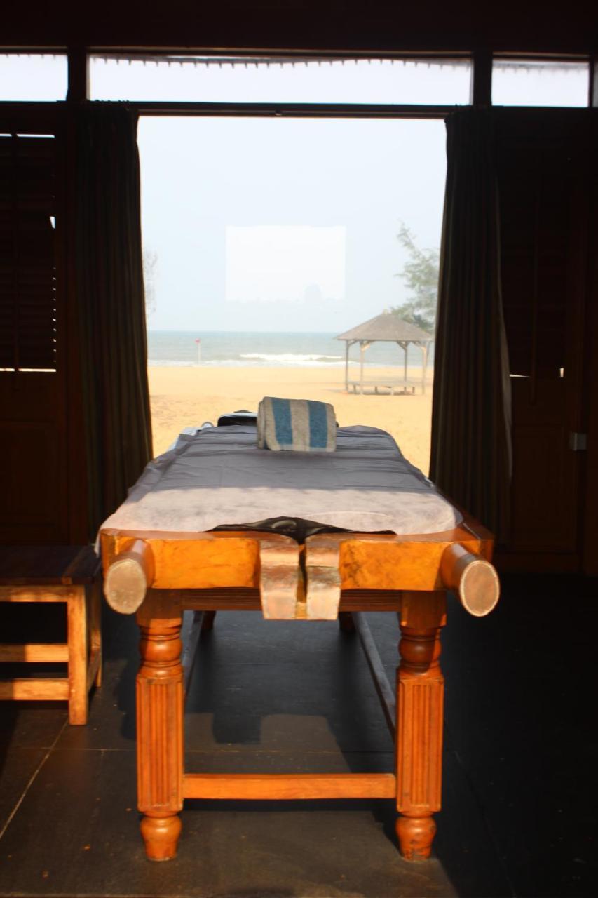 Chariot Beach Resort Mahabalipuram Bagian luar foto